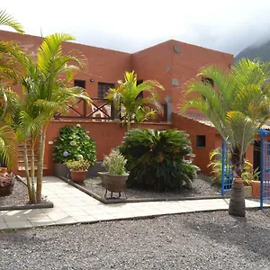 finca-los-castanos.tenerifehoteles.net/